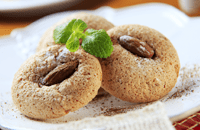almond-cookies